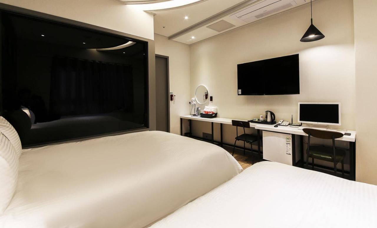 If Business Hotel Changwon Εξωτερικό φωτογραφία